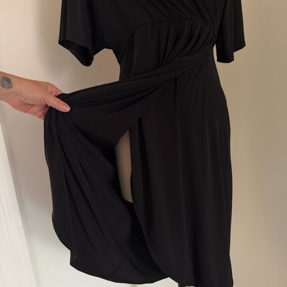 V-Neck Black Dress - Picture 3 of 5